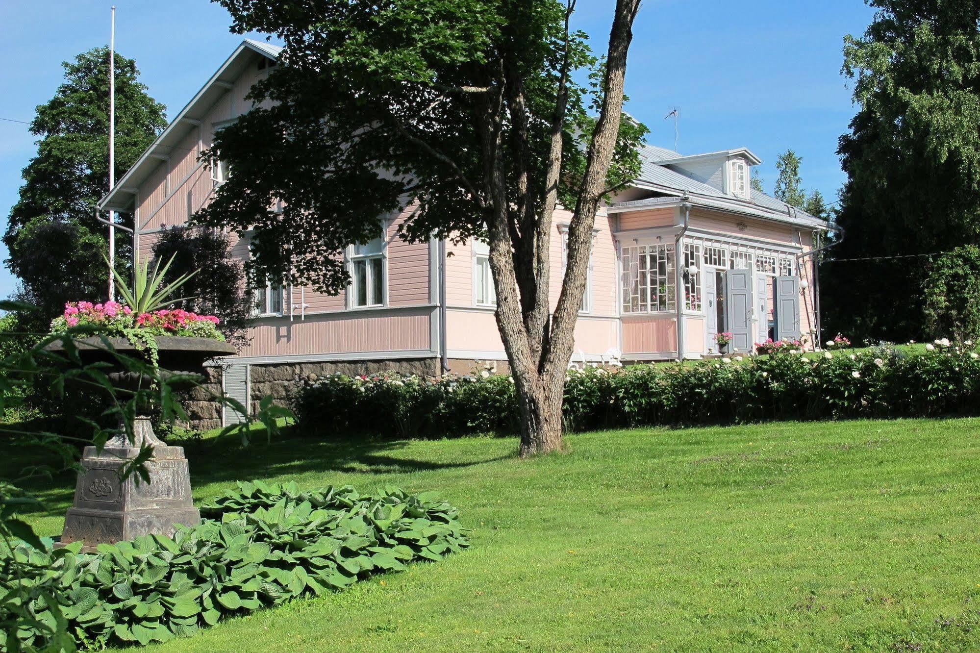 Töyrylä Manor